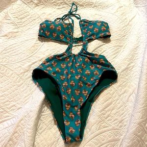 One piece swimsuit and coverup